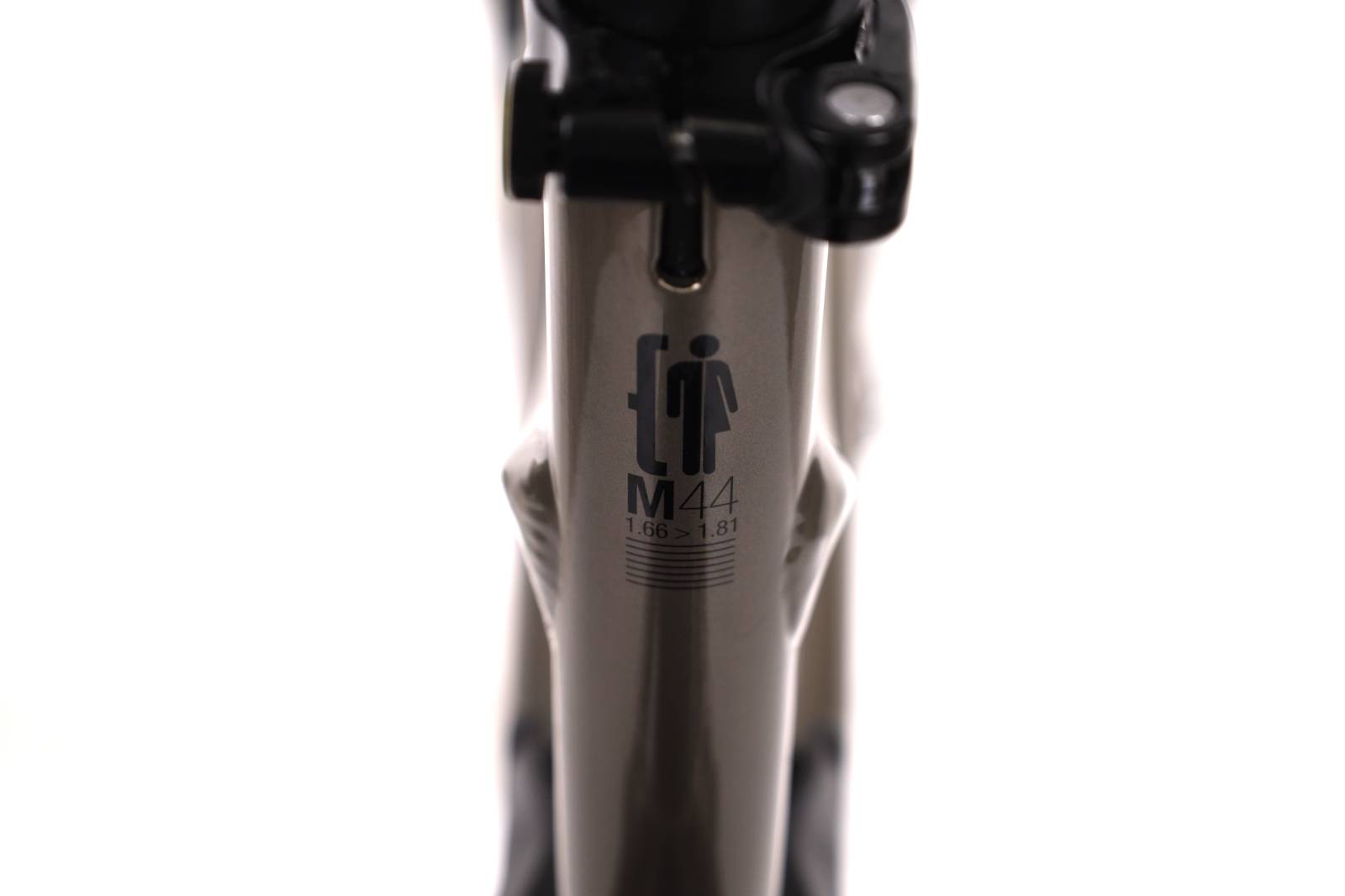 Moustache XROAD FS 3