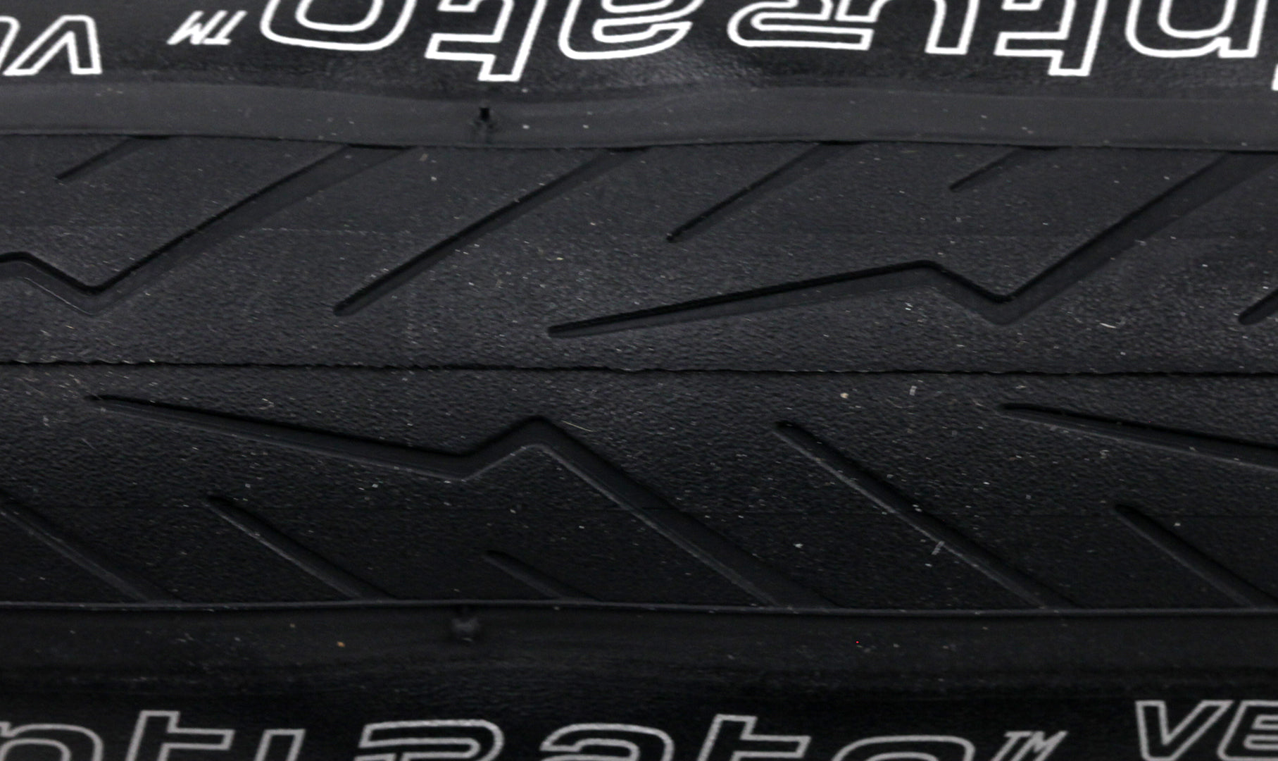 Pneu Pirelli Cinturato Velo - SmartNET Silica - Armour Tech