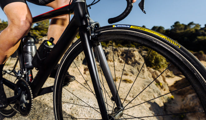 Les avantages de passer au tubeless sur son vélo de route