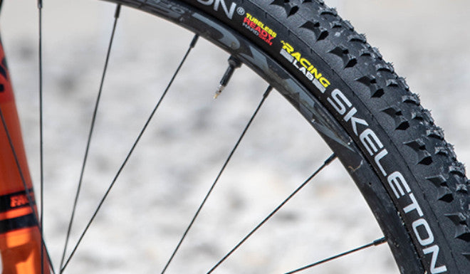 Pneus XC Hutchinson Skeleton Racing Lab : adhérence et résistance améliorées !