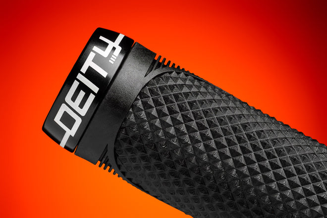 Poignées Deity MEGATTACK