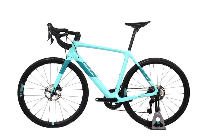 Bianchi Infinito CV Ultegra DI2 - Vélo de route
