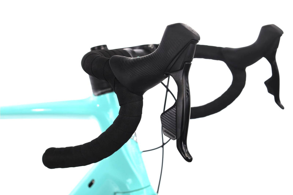 Bianchi Infinito CV Rival AXS