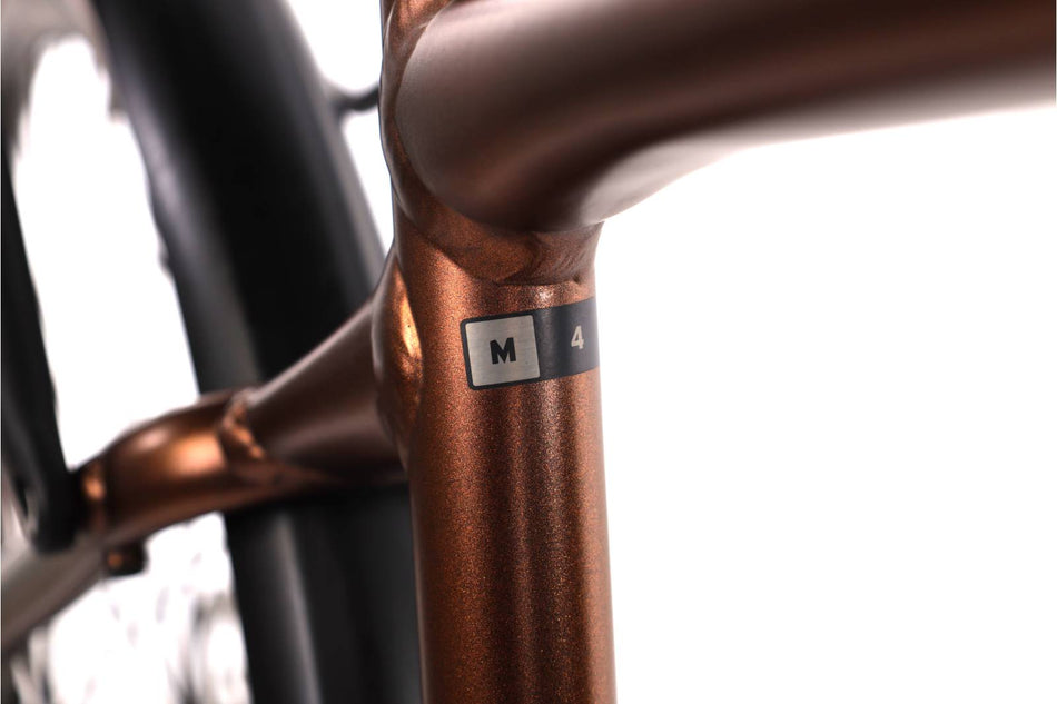 Giant Exploro E+4