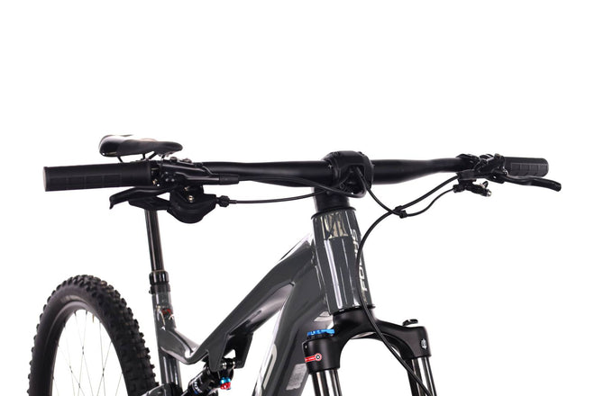 Focus Thron 6.8 - VTT Tout suspendu