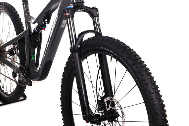 Focus Thron 6.8 - VTT Tout suspendu