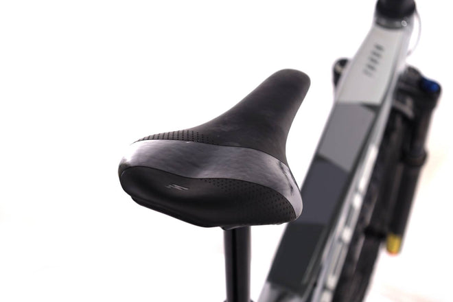 Focus Thron 6.8 - VTT Tout suspendu