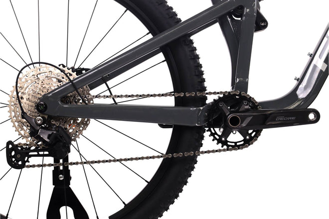 Focus Thron 6.8 - VTT Tout suspendu