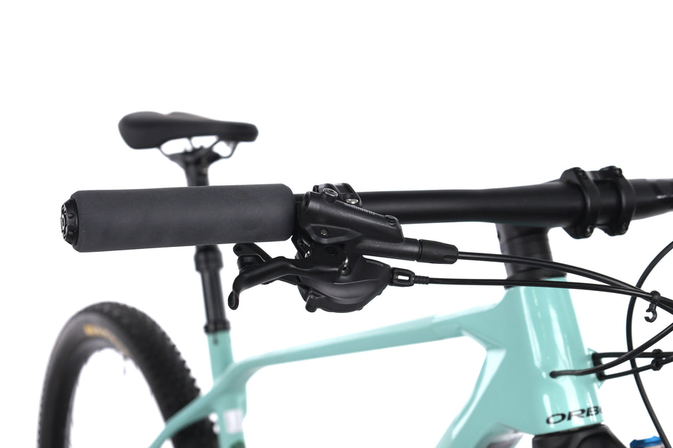 Orbea Alma M20 - VTT semi-rigide