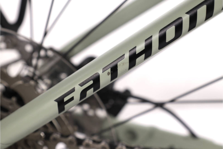 Giant Fathom E+2