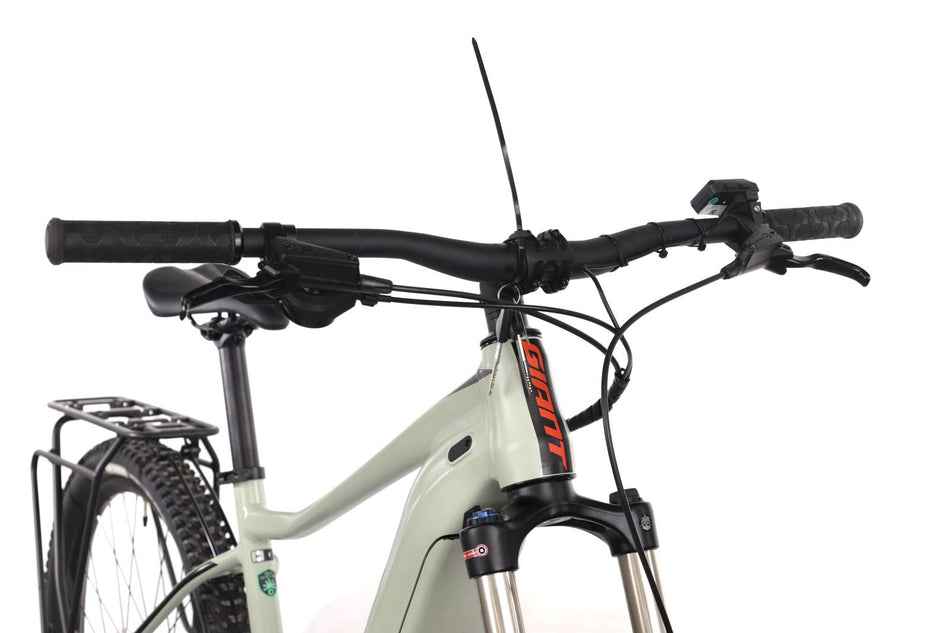 Giant Fathom E+2