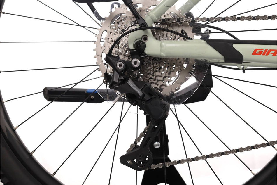 Giant Fathom E+2