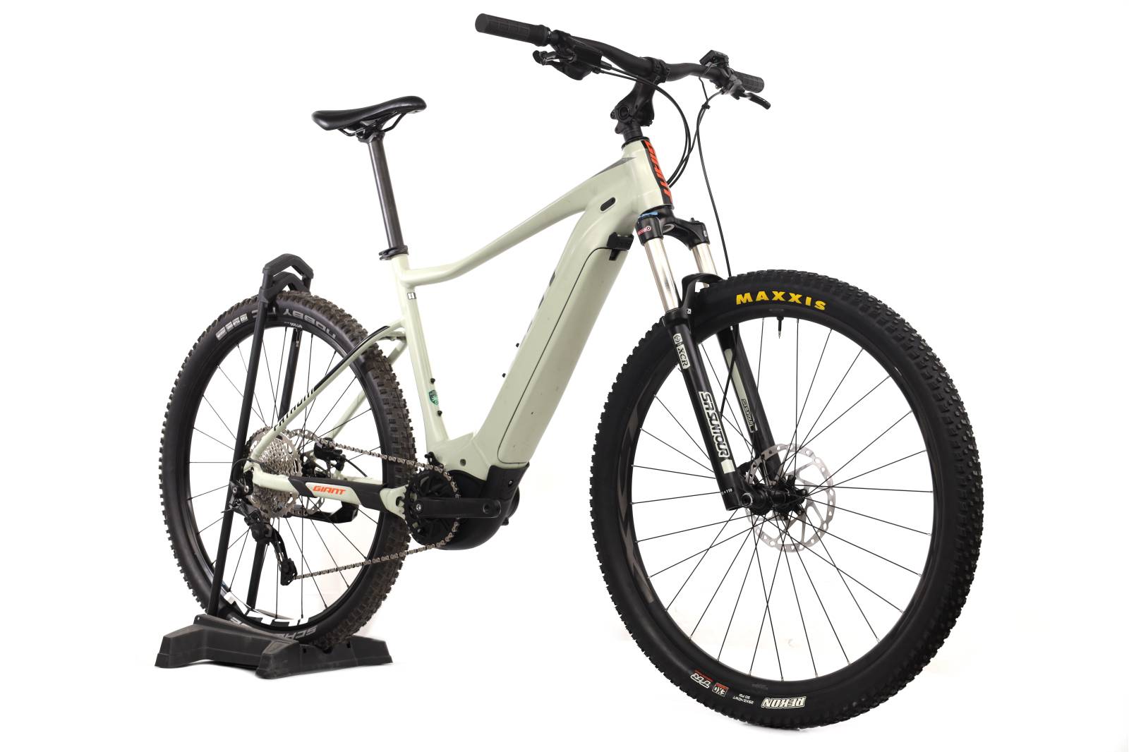 Giant Fathom E+2