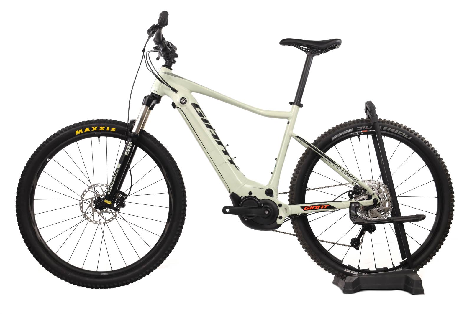 Giant Fathom E+2