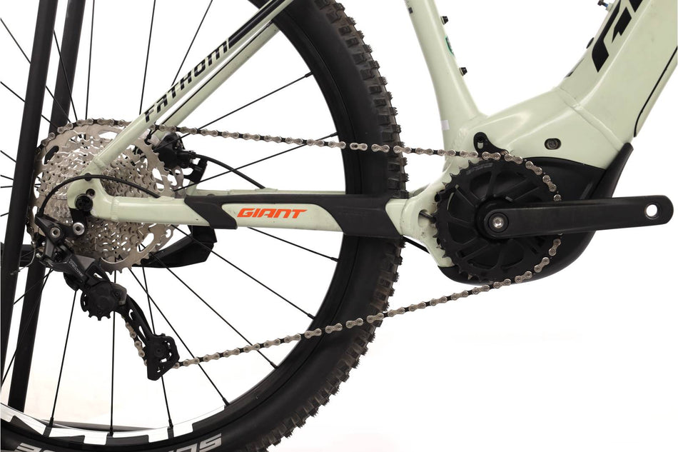 Giant Fathom E+2