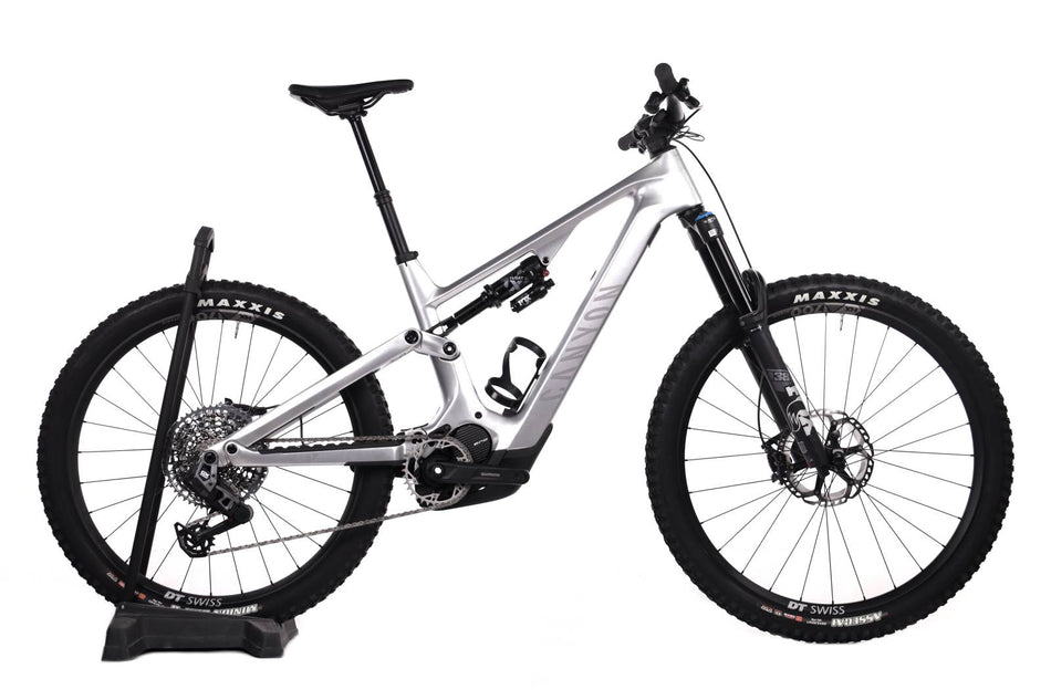 Canyon Spectral ON CF 9