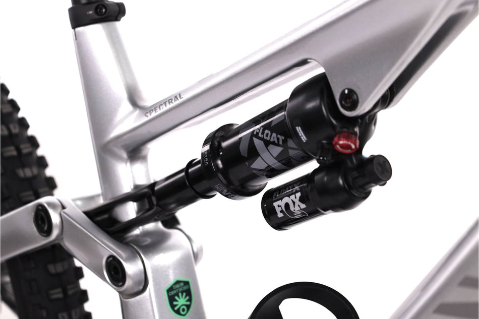 Canyon Spectral ON CF 9