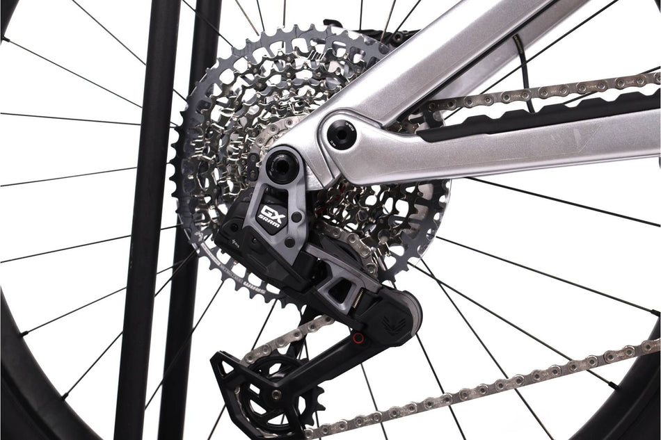 Canyon Spectral ON CF 9