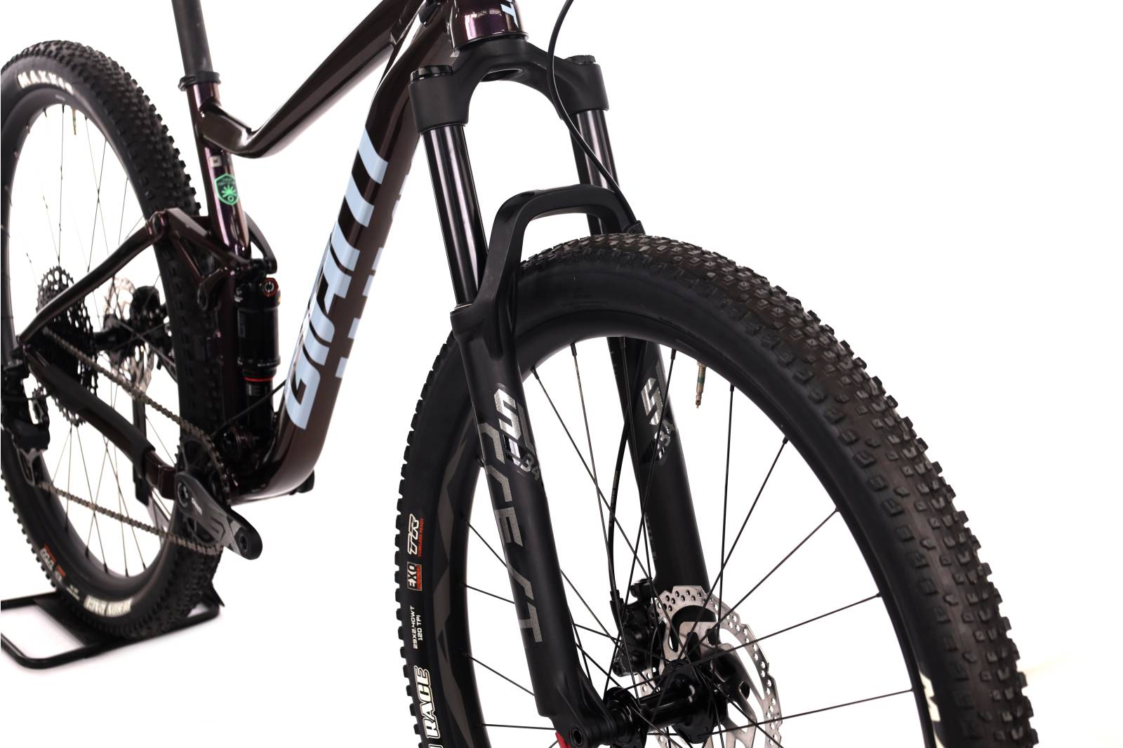 Giant Stance 29