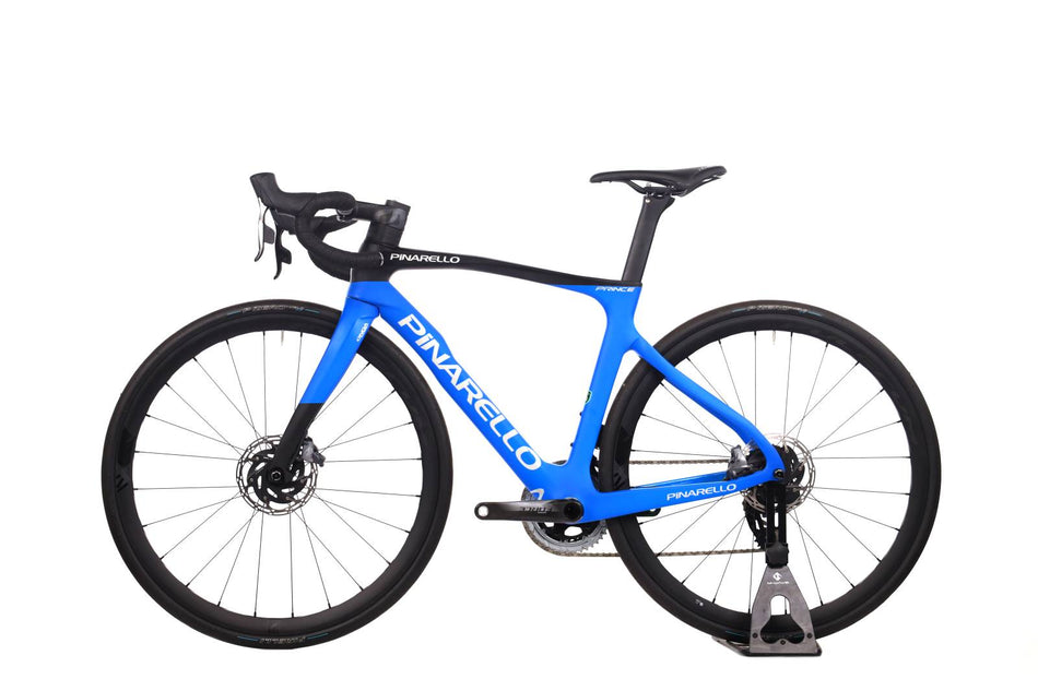 Pinarello Prince Disc Force AXS