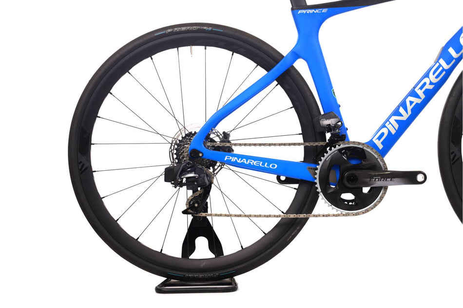 Pinarello Prince Disc Force AXS