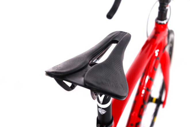 Pinarello Angliru 105 Disc Carbon - Vélo de route