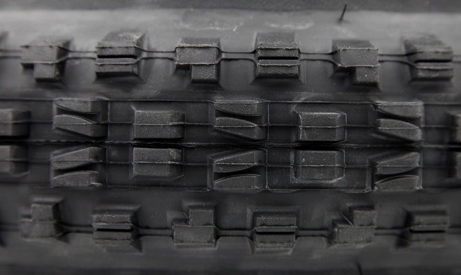 Maxxis Pneu Pliable - Minion DHF - Dual | EXO TR | WT - 29x2.60 Maxxis Pneu Pliable - Minion DHF - Dual | EXO TR | WT - 29x2.60