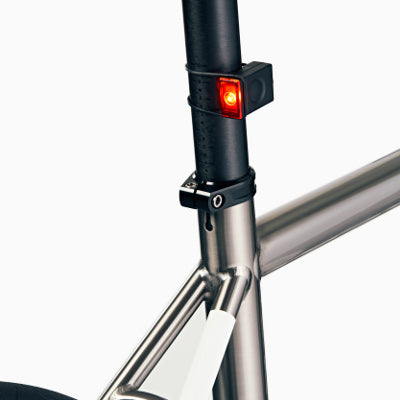 Lampe vélo LED arrière Block Bookman 18 lumens