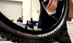 Vittoria Universal tubeless tire sealant Produit d'étanchéité pour pneus