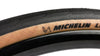 Gros plan sur le flanc camel du pneu Michelin Lithion 4 Performance Line pour velo route