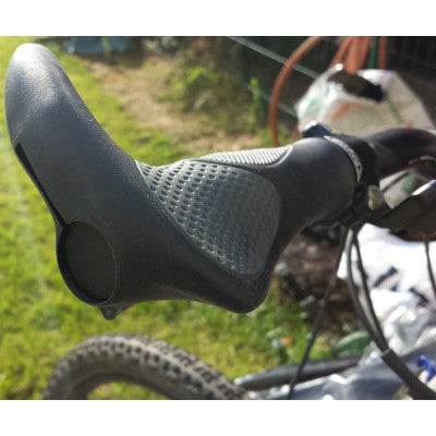 Paire de poignées ergonomiques et cornes pour multi-positions à vélo
