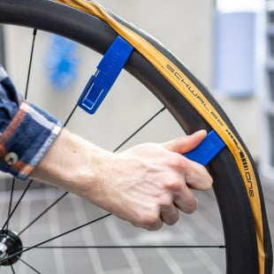 Schwalbe TIRE BOOSTER - Réserve d'air comprimé pour pneus TUBELESS